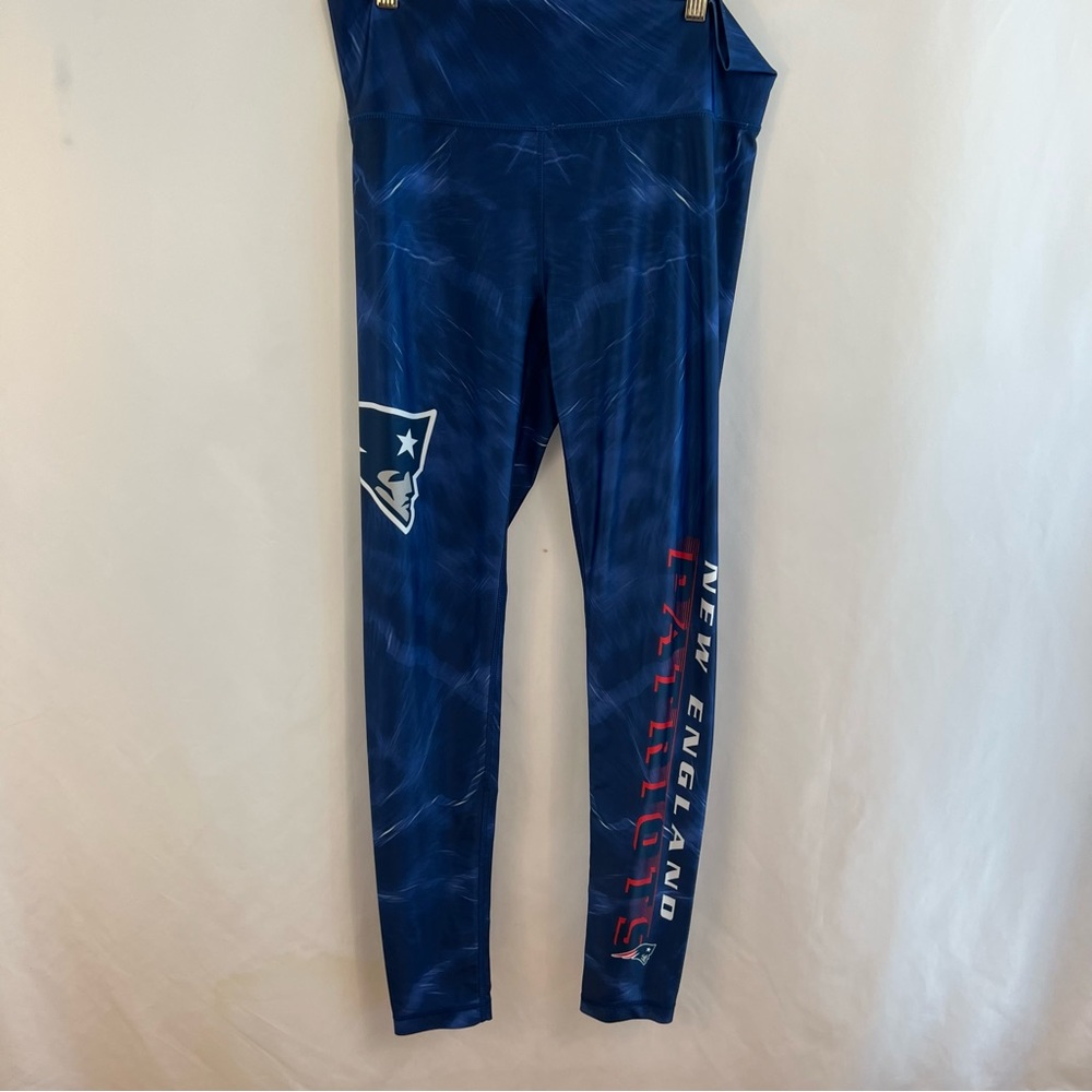 New England Patriots Woman's M Medium Pull On Stretch Leggings by Team Apparel - Picture 1 of 4